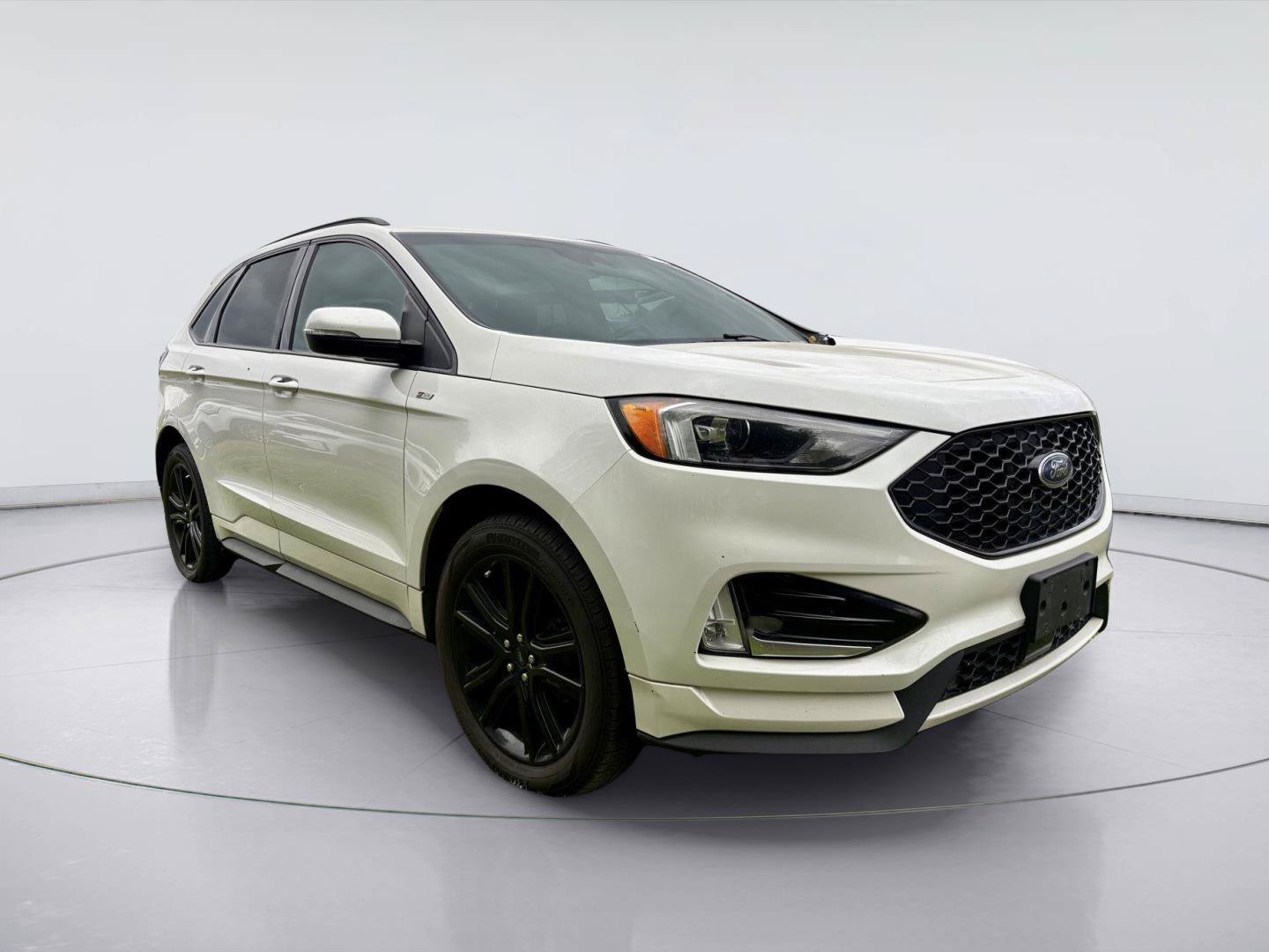 Used 2020 Ford Edge ST-Line FWD image 1