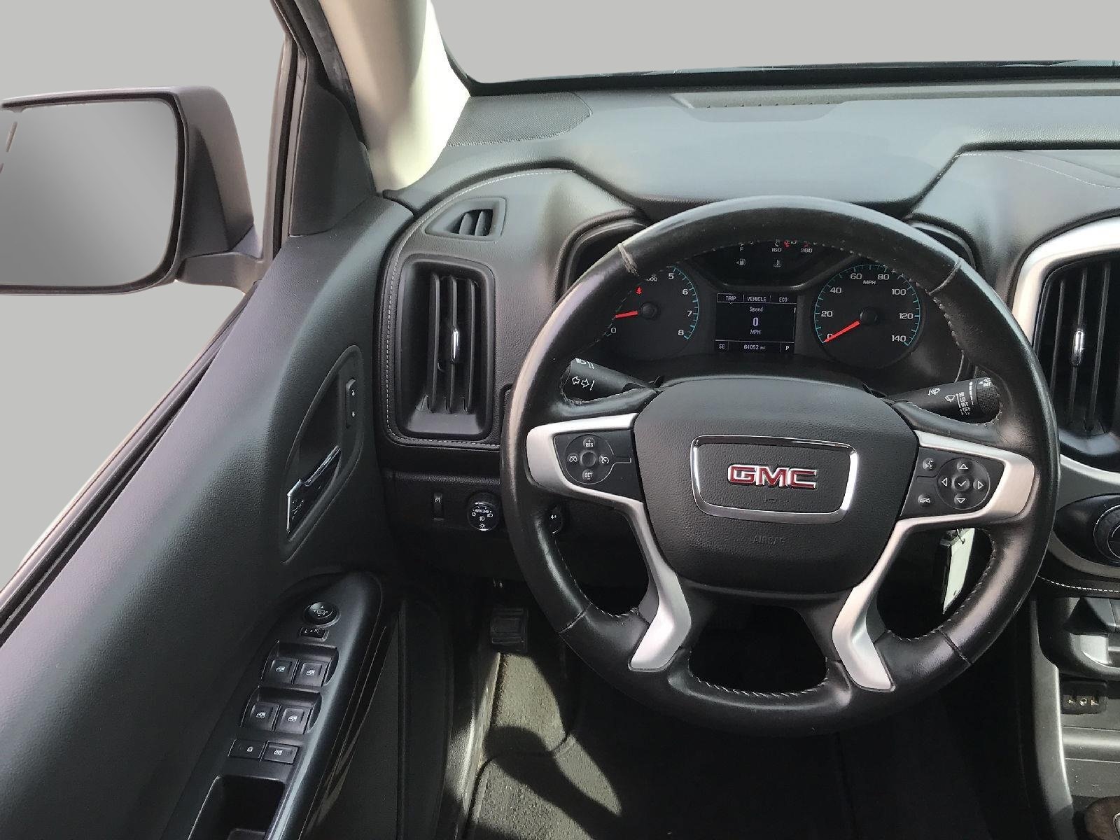 Certified 2022 GMC Canyon Elevation w/ Trailering Package AWD/4WD image 4