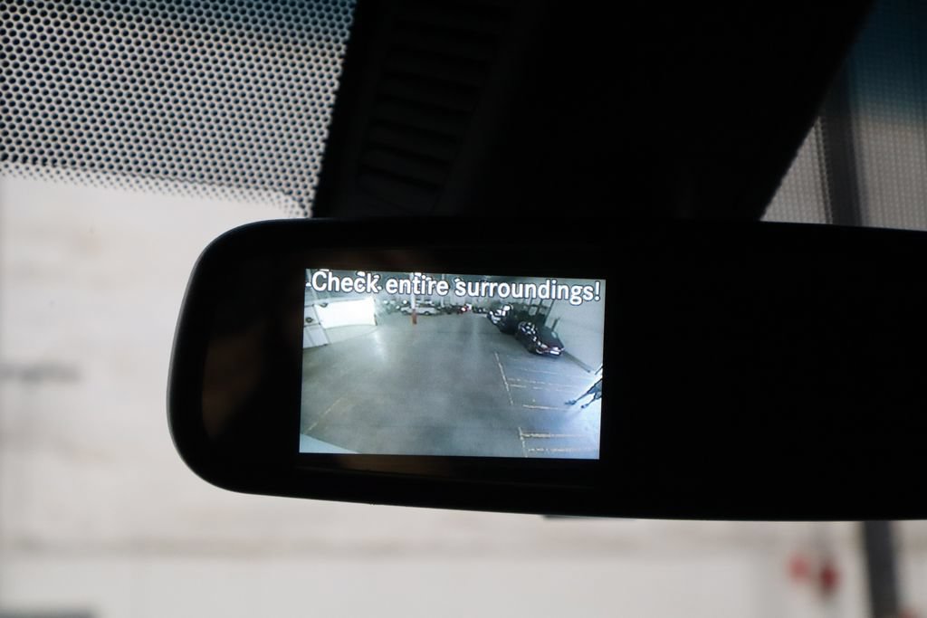 Used 2021 Mercedes-Benz Sprinter 2500 w/ Driver Convenience Package image 31