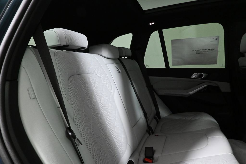 Used 2026 BMW X5 xDrive40i image 37