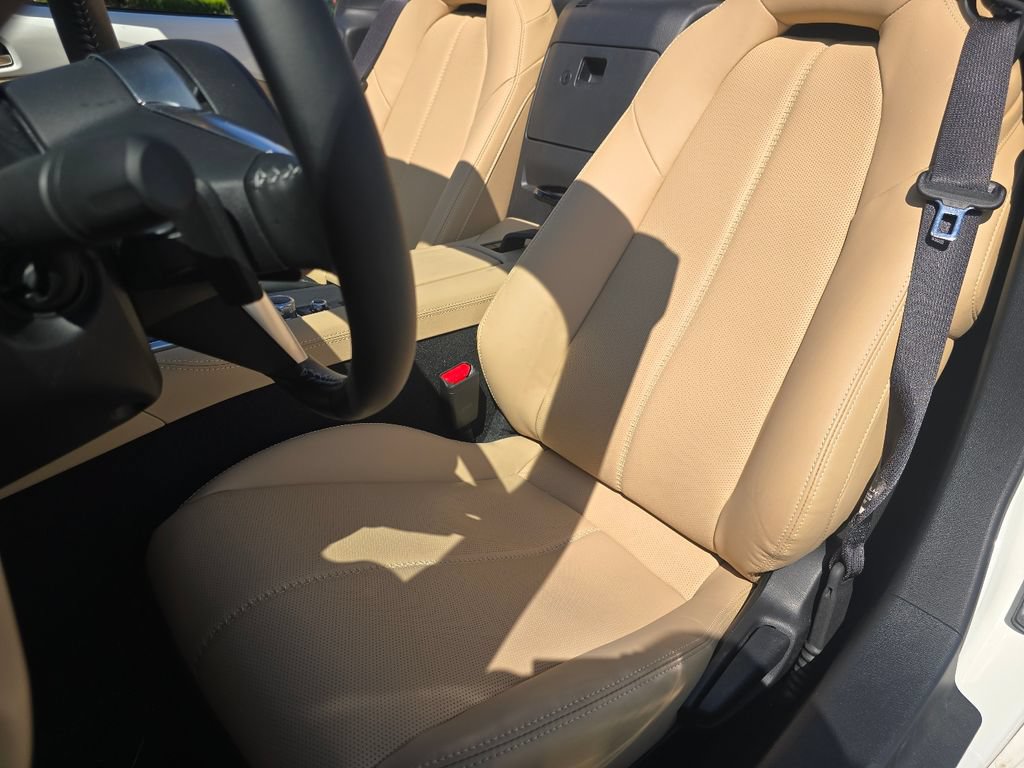 Used 2026 MAZDA MX-5 Miata RF Grand Touring RWD image 19