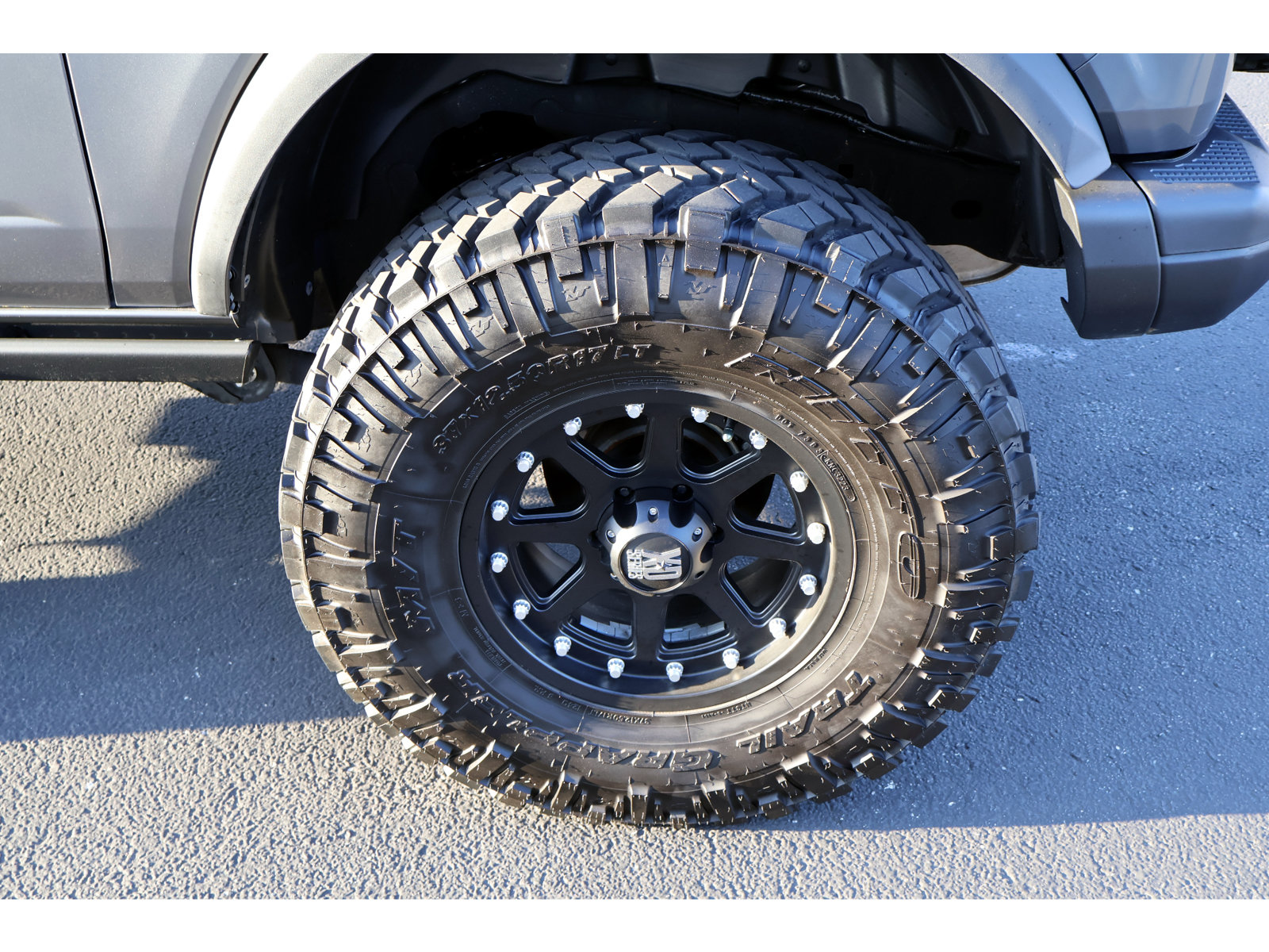 Used 2024 Ford Bronco Black Diamond AWD/4WD image 14