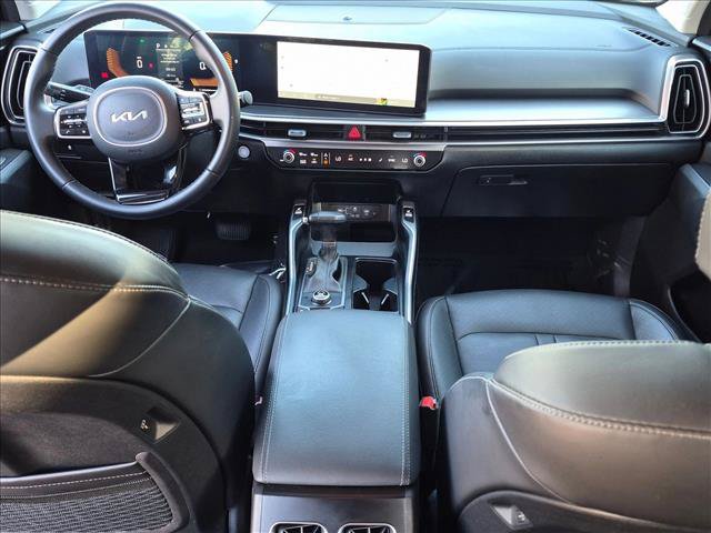 Used 2024 Kia Sorento S FWD image 17