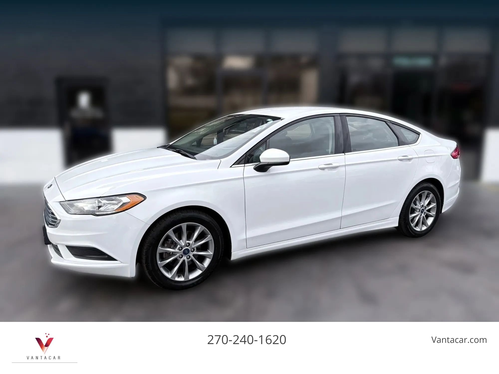 Used 2017 Ford Fusion SE w/ Fusion SE Technology Package image 1