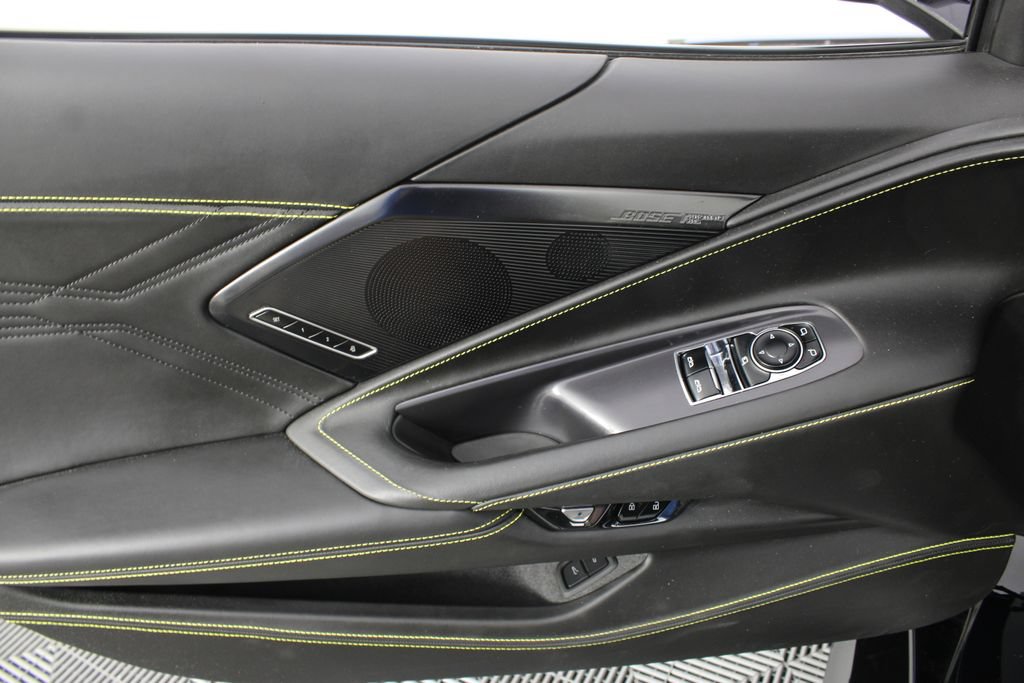 Used 2025 Chevrolet Corvette Z06 RWD image 14
