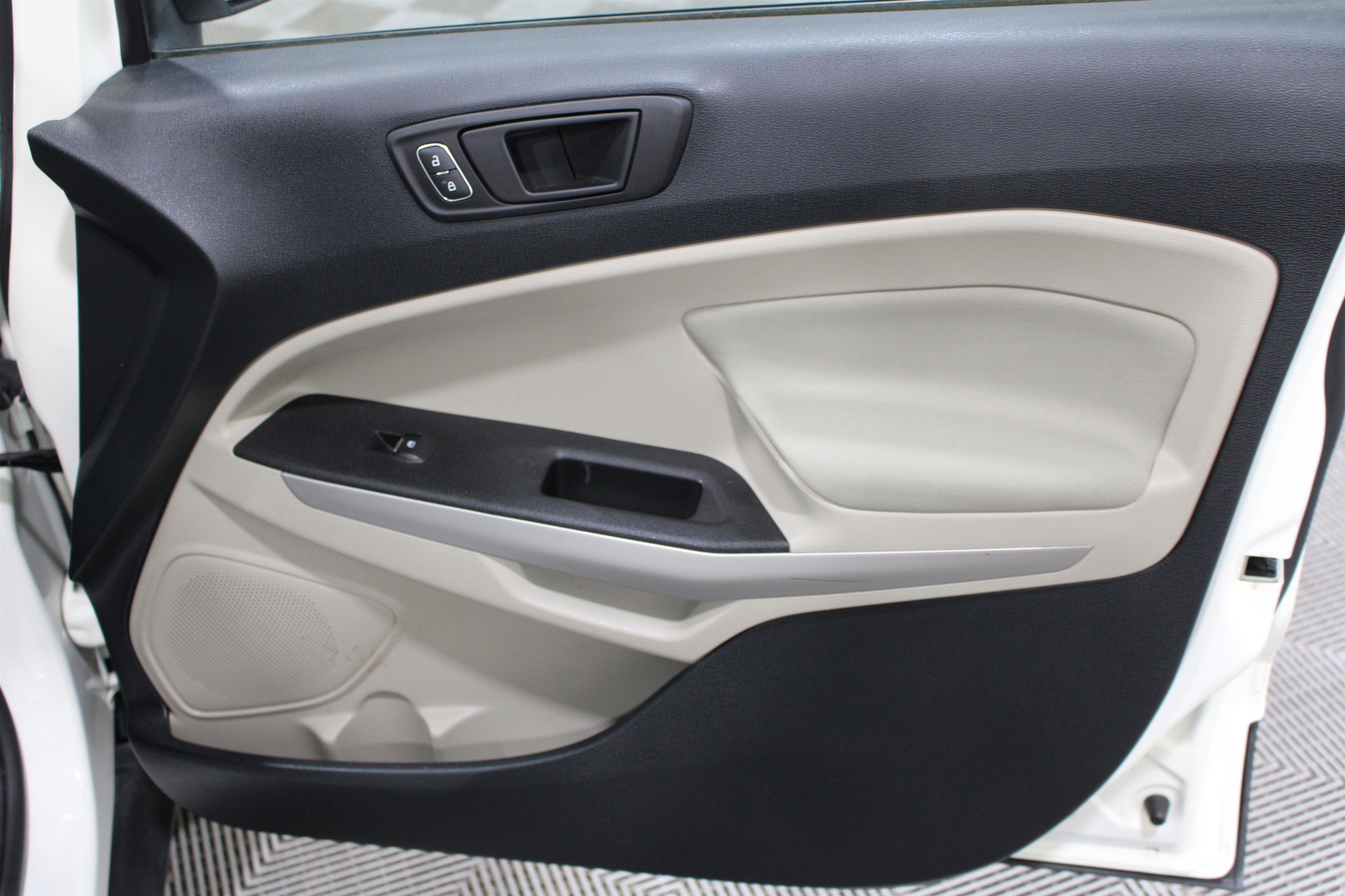 Used 2021 Ford EcoSport S FWD image 26