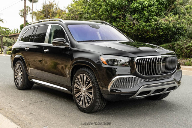 Used 2023 Mercedes-Benz Maybach GLS 600 4MATIC image 12
