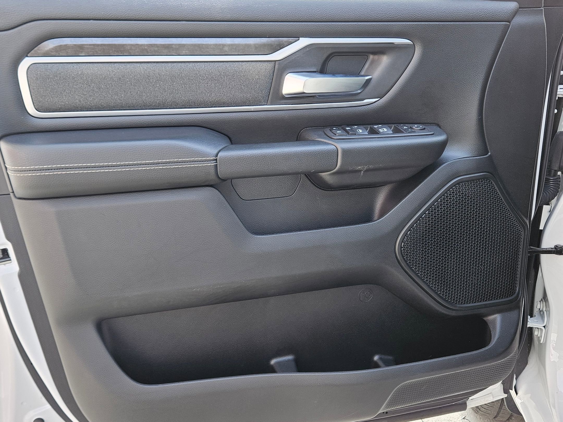 Used 2023 RAM 1500 Big Horn image 17