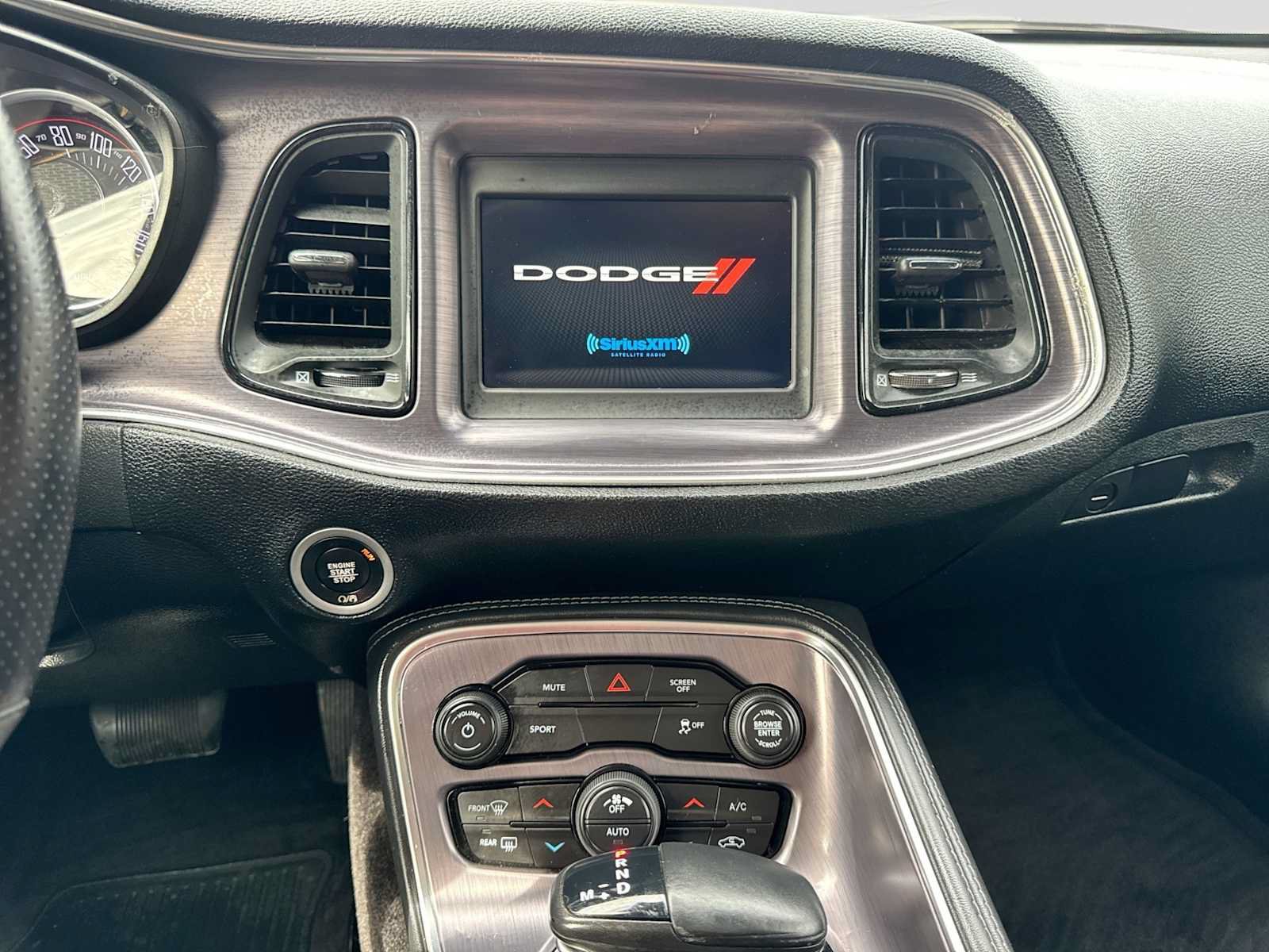 Used 2018 Dodge Challenger R/T RWD image 27