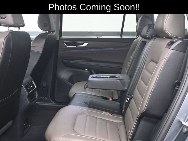 Used 2025 Volkswagen Atlas SEL image 5