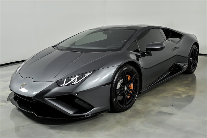 Used 2020 Lamborghini Huracan EVO RWD image 5