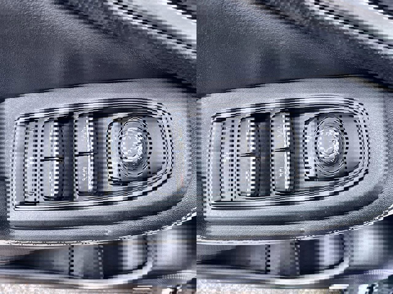 Used 2022 Subaru Forester Limited image 19