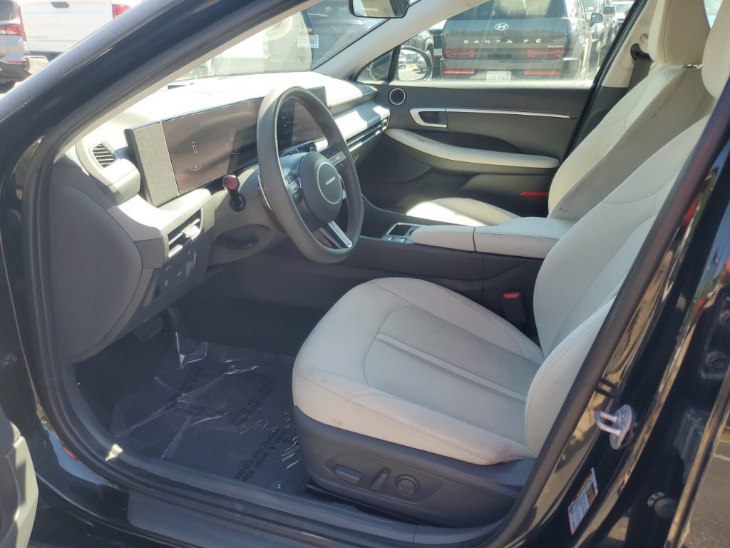 Used 2024 Hyundai Sonata SEL FWD image 11