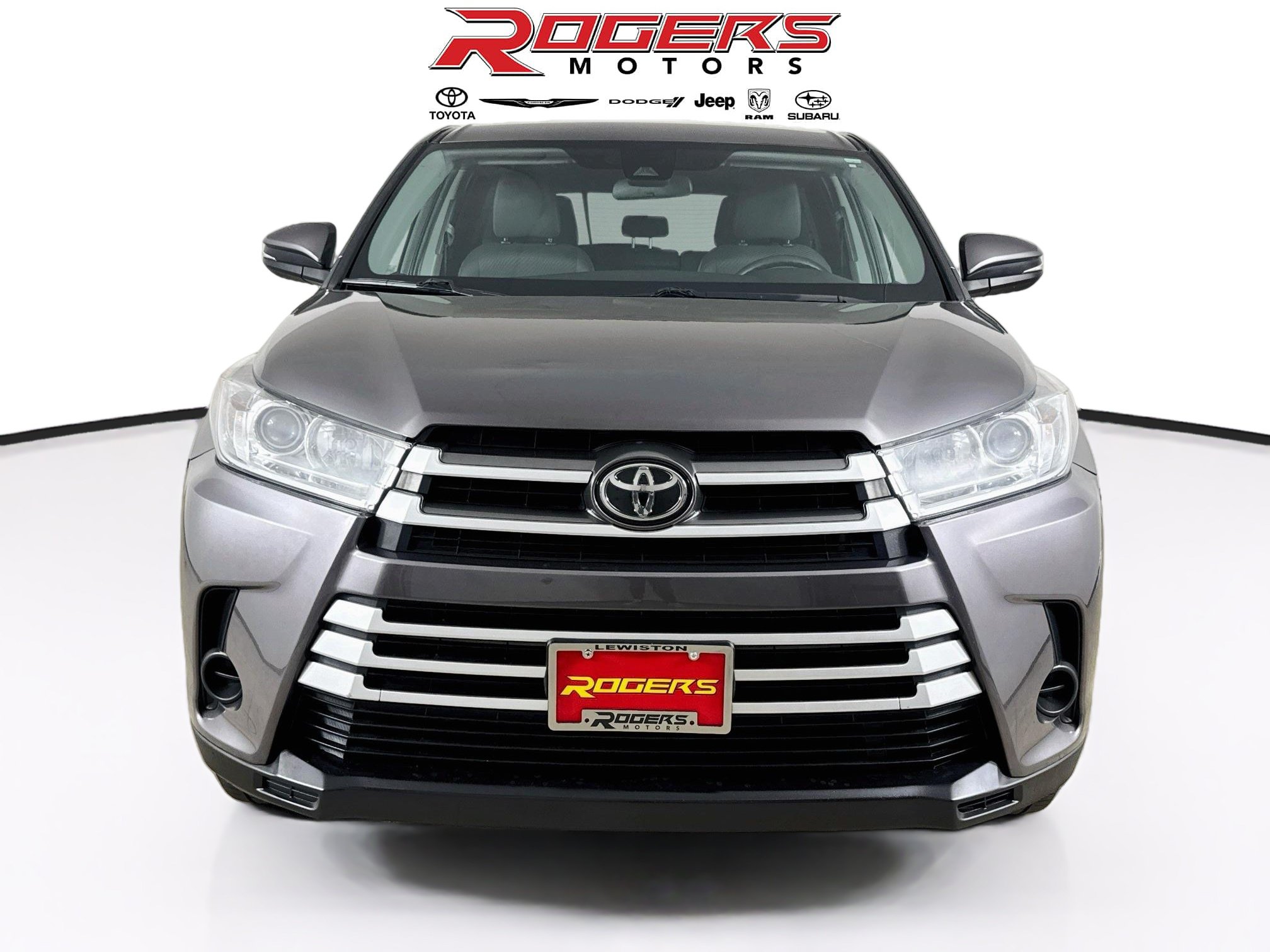 Used 2019 Toyota Highlander LE AWD/4WD image 7
