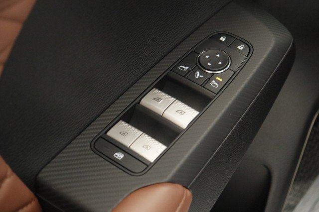 New 2026 Mitsubishi Outlander SEL AWD/4WD image 17