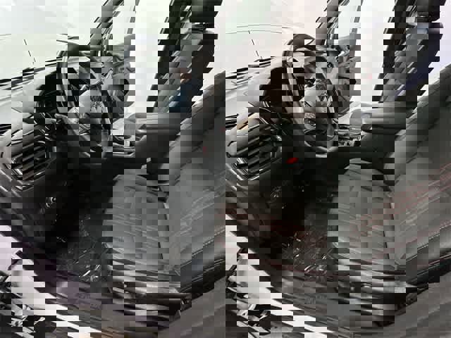 Used 2023 Chevrolet Equinox RS image 15