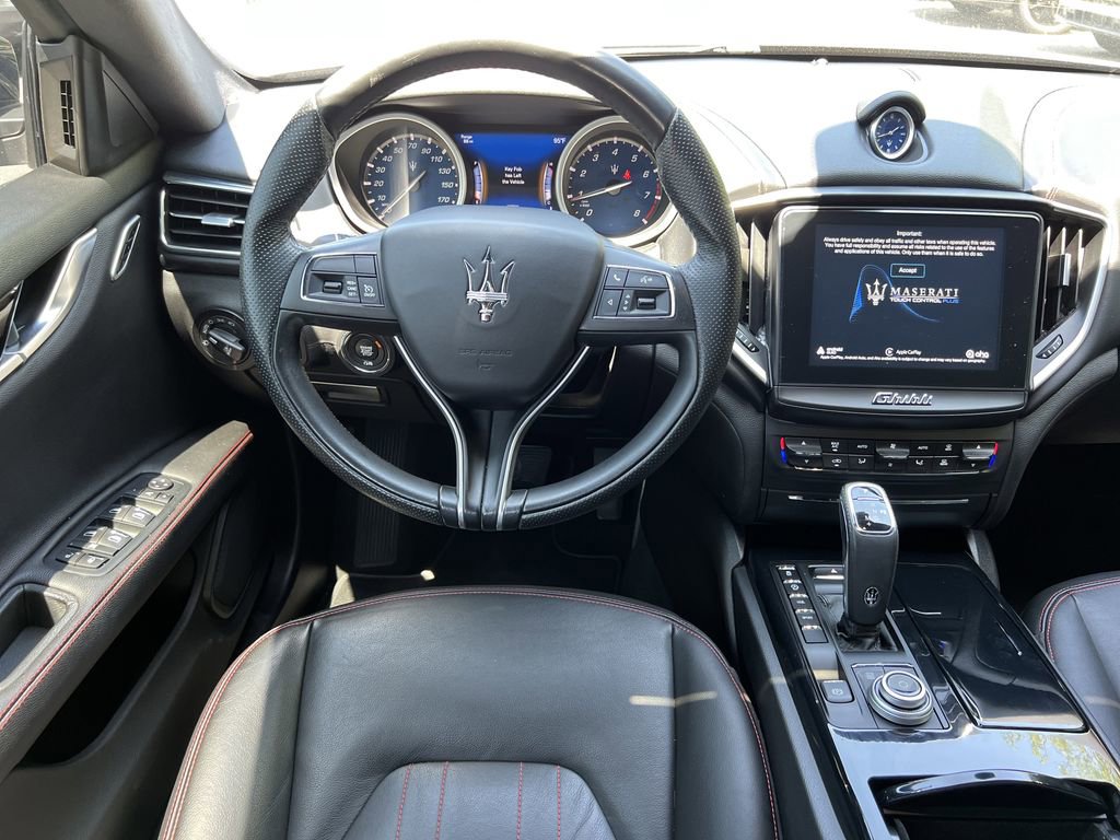 Used 2020 Maserati Ghibli S RWD image 18