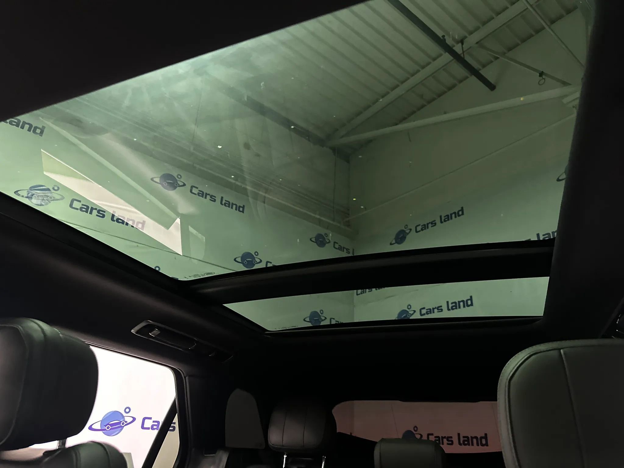 Used 2024 Land Rover Range Rover Sport SE image 47