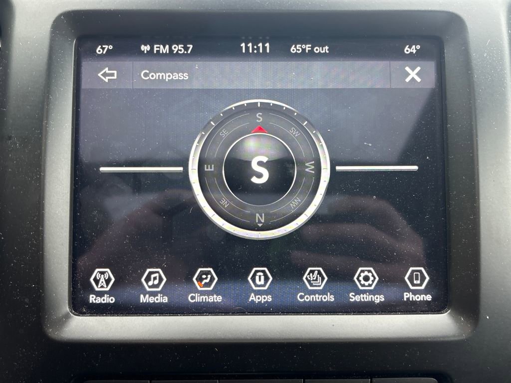 Used 2021 Jeep Cherokee Latitude Lux 80th Anniv w/ Quick Order Package 26U 80TH image 26