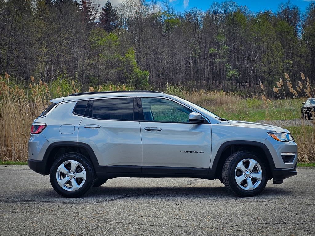 Used 2018 Jeep Compass Latitude w/ Popular Equipment Group image 2