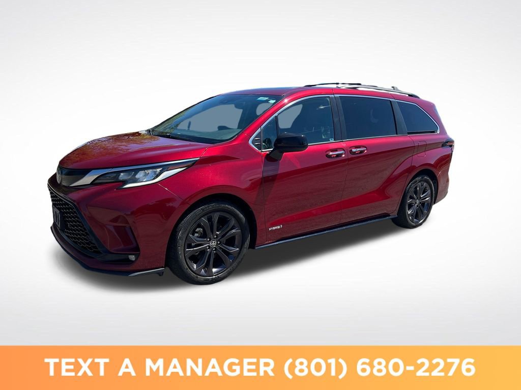 Used 2021 Toyota Sienna XSE w/ XSE Plus Package FWD image 1