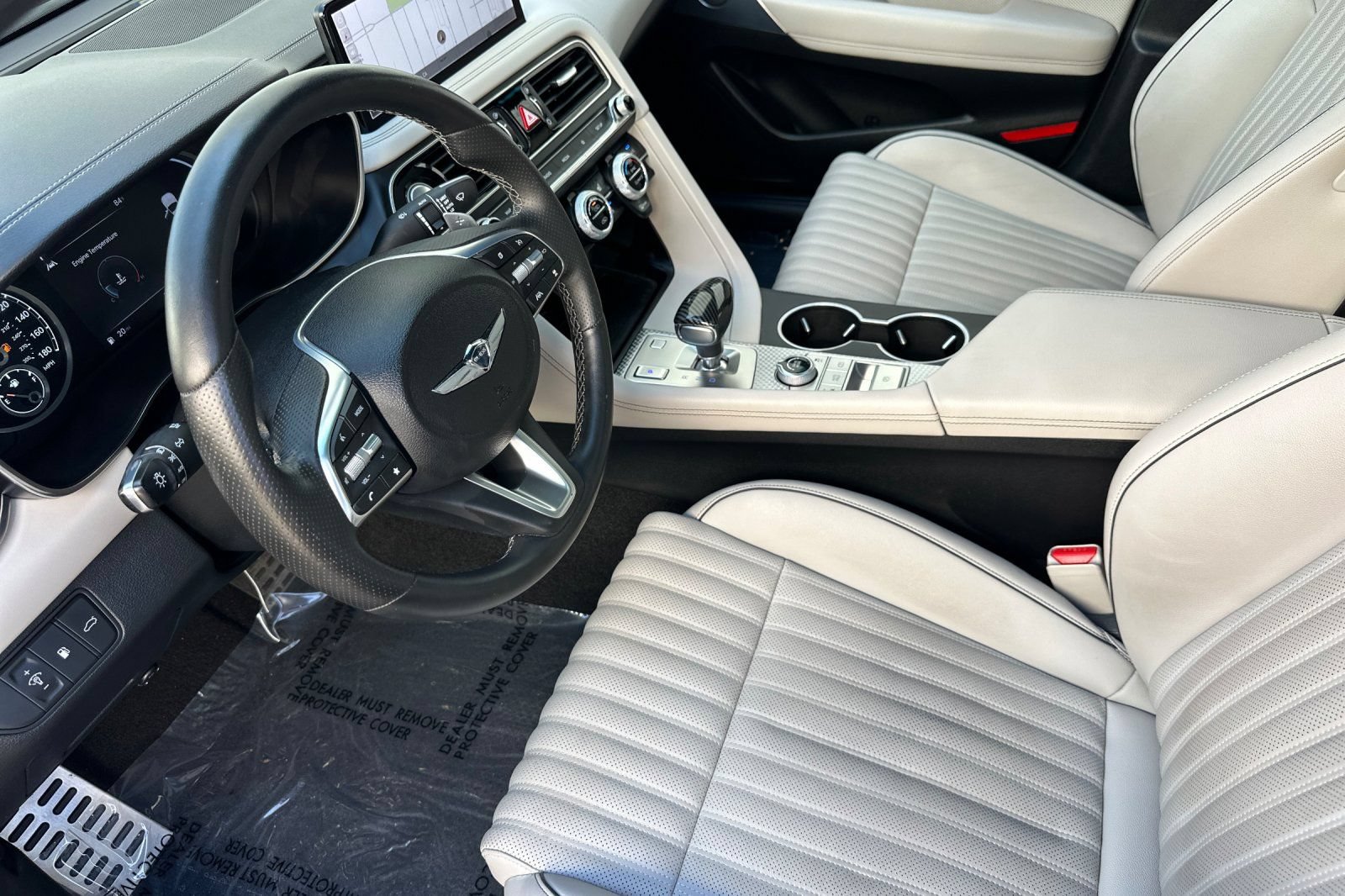 Used 2023 Genesis G70 2.0T w/ Sport Prestige Package RWD image 13
