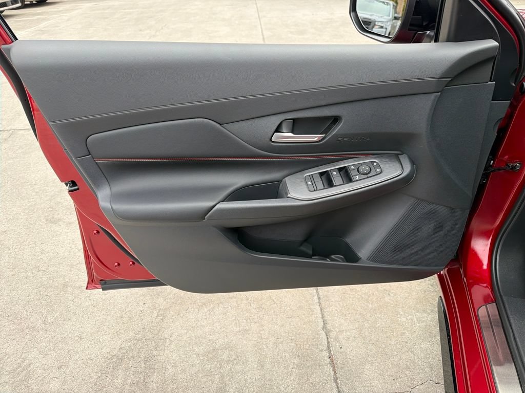 New 2026 Nissan Sentra SR w/ Floor Mat Package FWD image 16