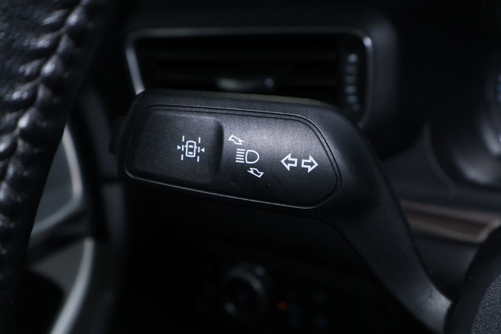 Used 2021 Ford Explorer Limited image 27