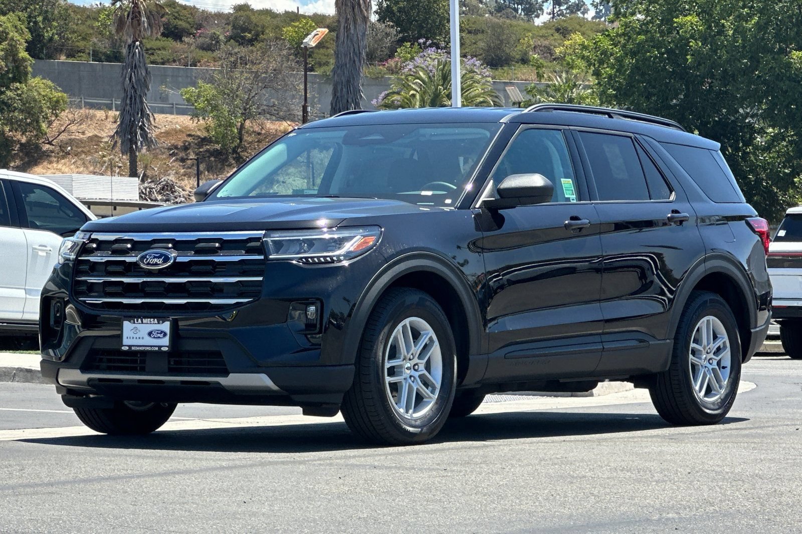 New 2026 Ford Explorer Active w/ Active Comfort Package RWD image 7