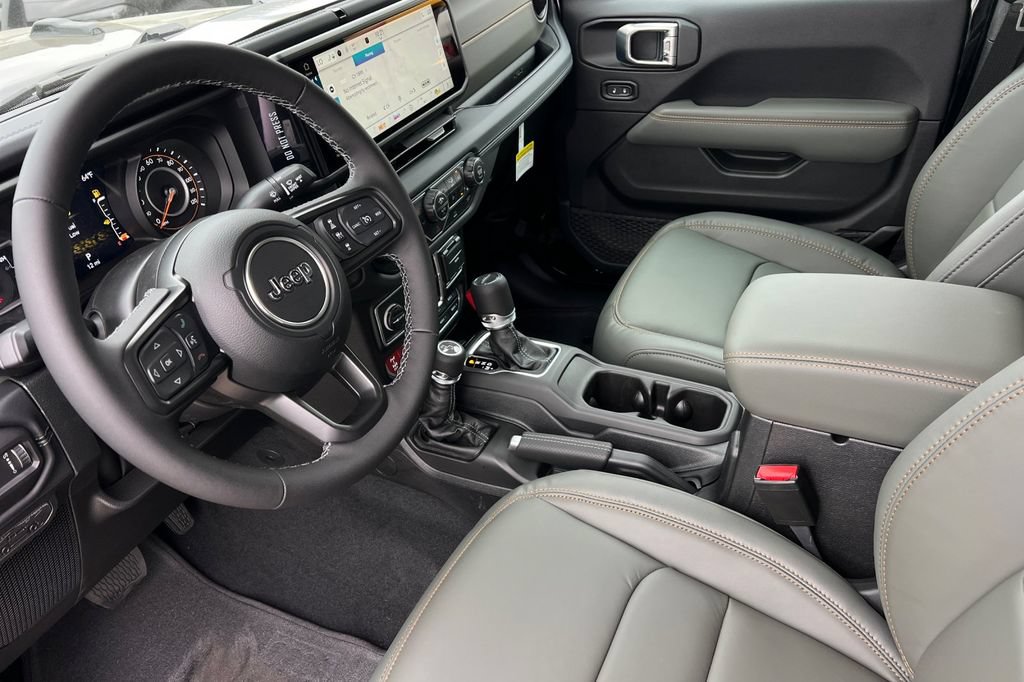New 2026 Jeep Gladiator Mojave AWD/4WD image 10