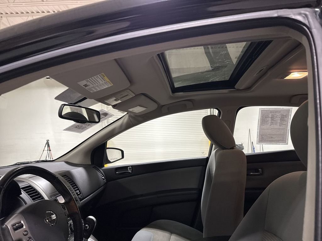 Used 2012 Nissan Sentra 2.0 SR w/ Special Edition Pkg image 19