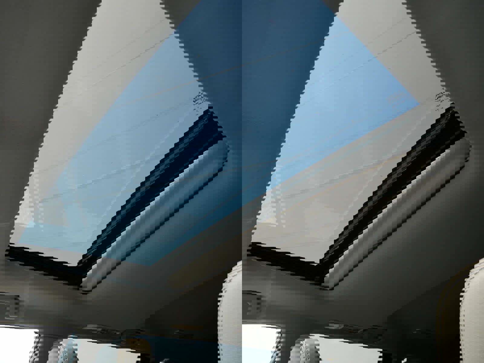 Used 2019 Toyota Highlander XLE image 31