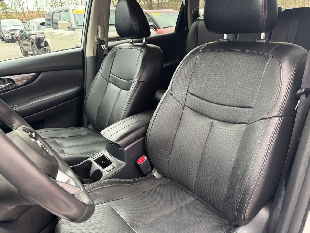 Used 2017 Nissan Rogue SL image 20