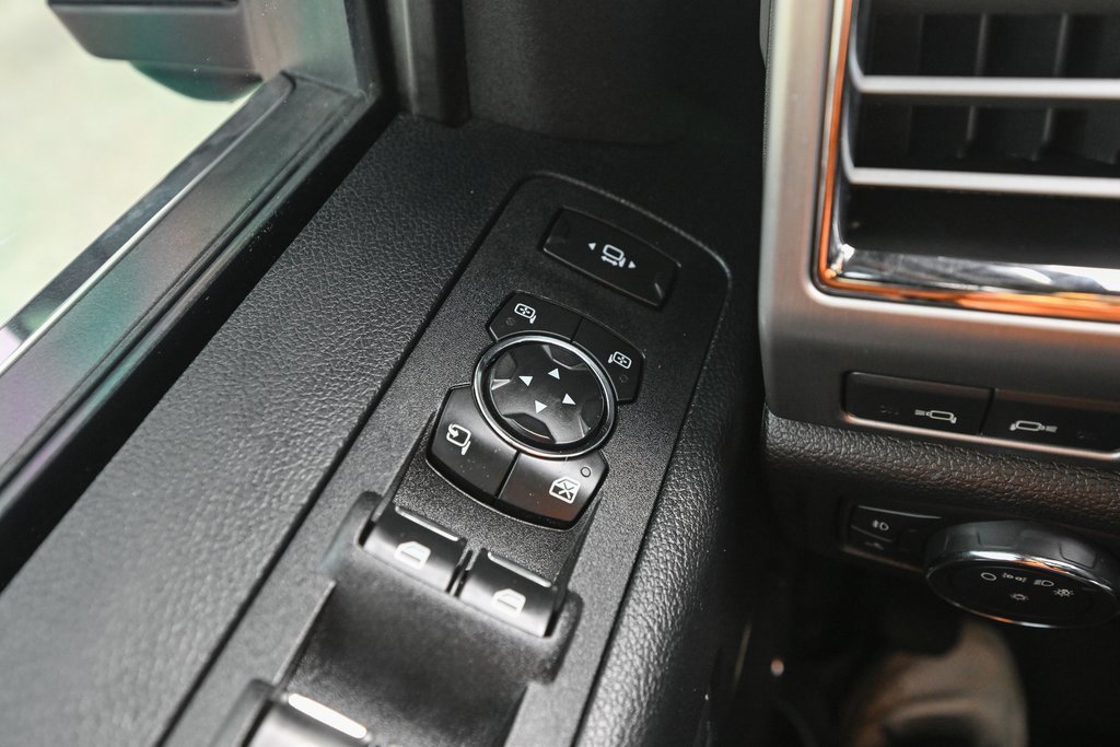 Used 2017 Ford F250 Platinum w/ Platinum Ultimate Package image 42