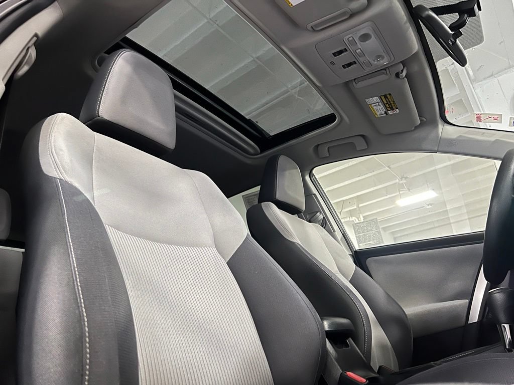 Used 2015 Toyota RAV4 XLE AWD/4WD image 20