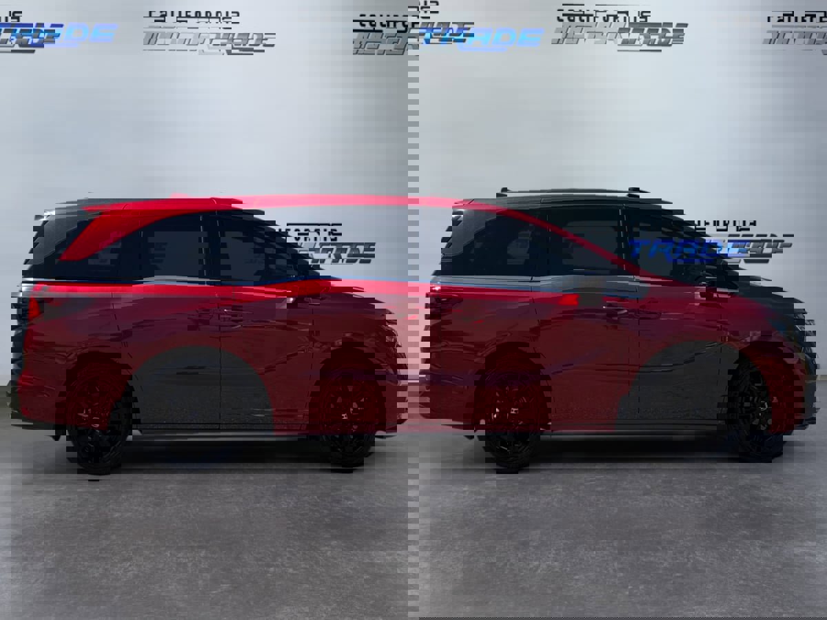 Used 2024 Honda Odyssey Sport image 4