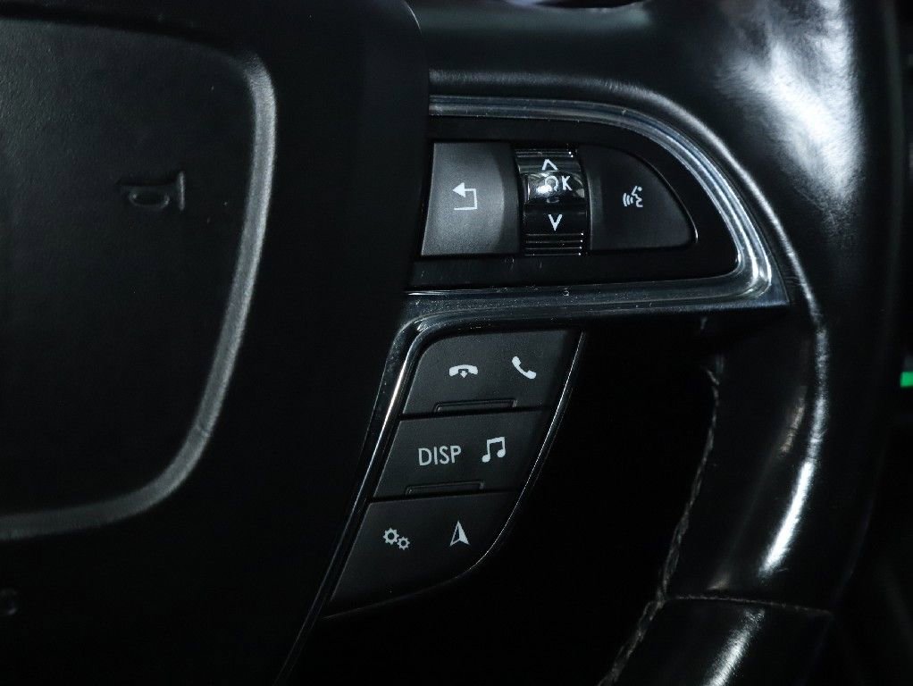 Certified 2021 Lincoln Nautilus Reserve AWD/4WD image 25