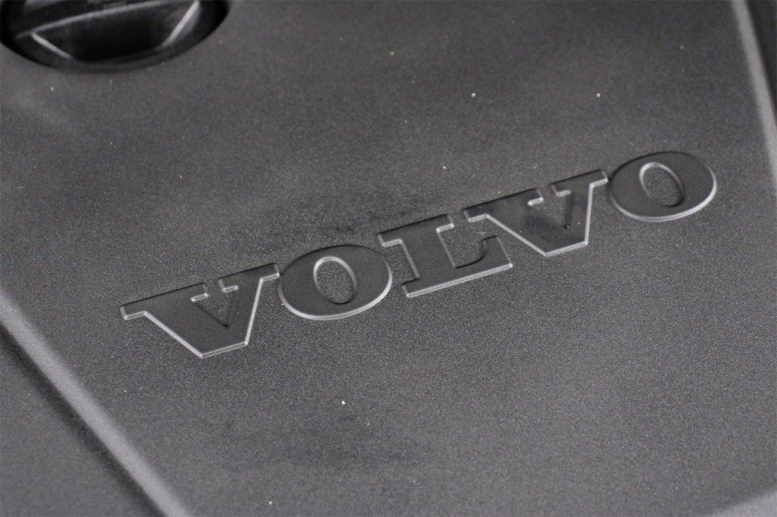 Certified 2023 Volvo S60 T8 Plus w/ Climate Package image 25