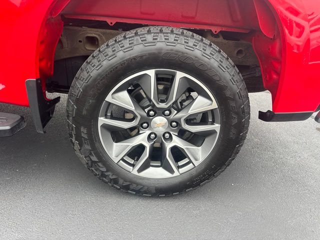 Used 2022 Chevrolet Silverado 1500 LT AWD/4WD image 22