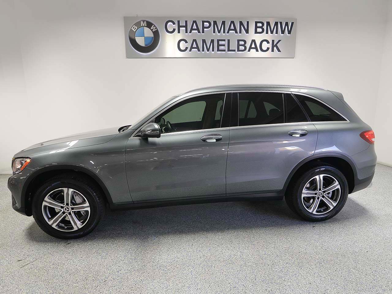 Used 2019 Mercedes-Benz GLC 300 image 3