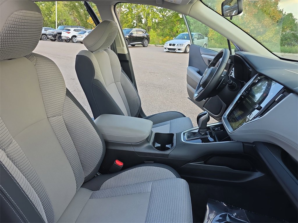 Used 2023 Subaru Outback Premium image 10