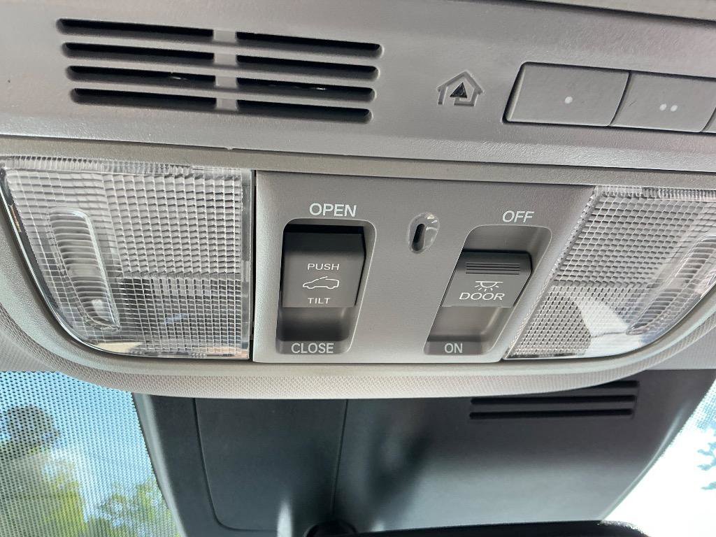 Used 2020 Honda CR-V EX-L image 26