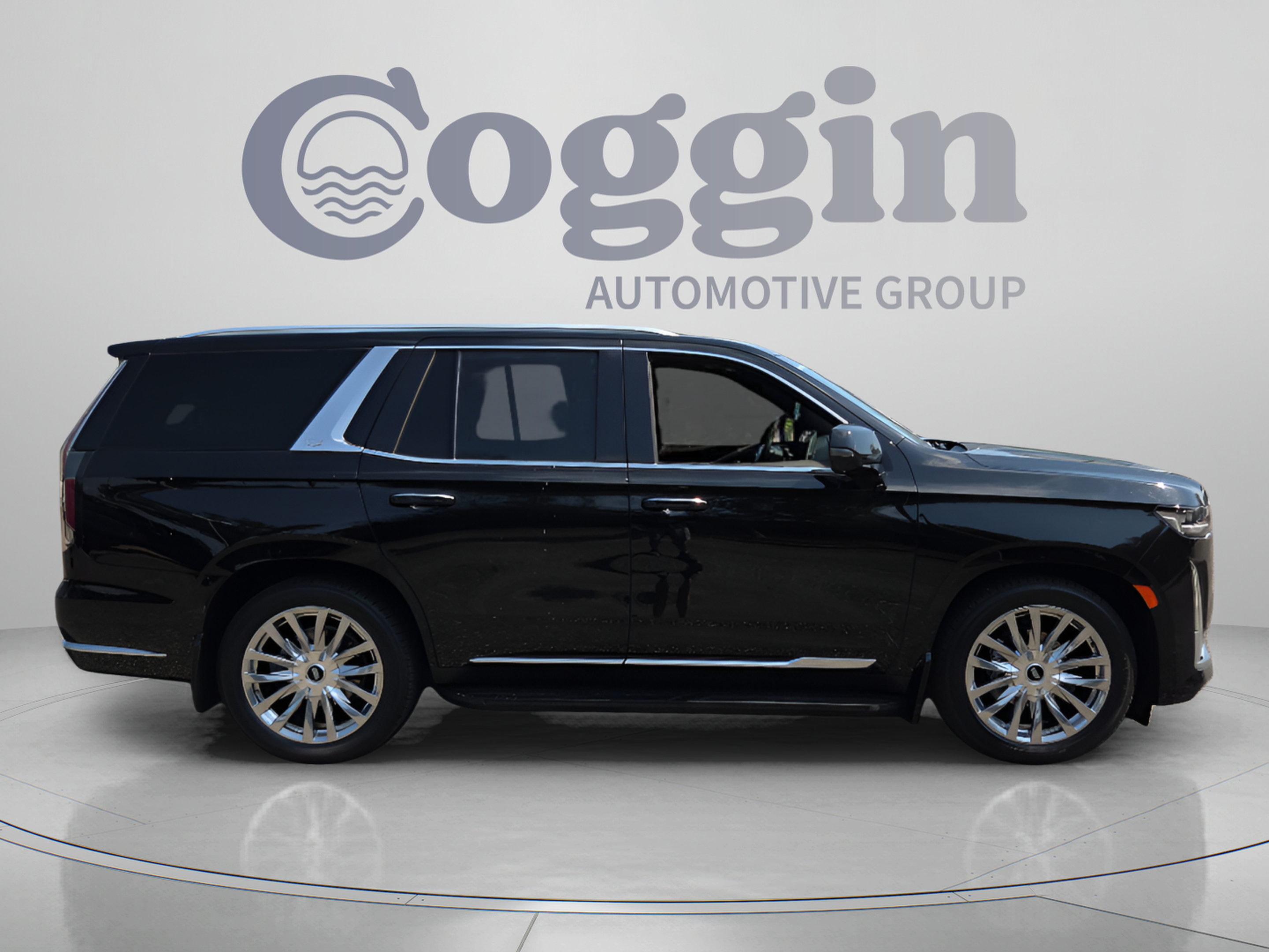 Used 2024 Cadillac Escalade Premium Luxury w/ Performance Package AWD/4WD image 6
