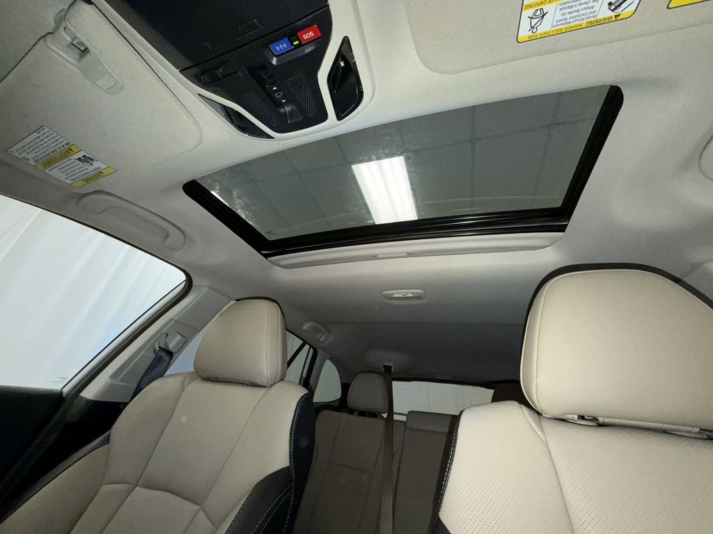 Used 2025 Subaru Outback Limited image 22