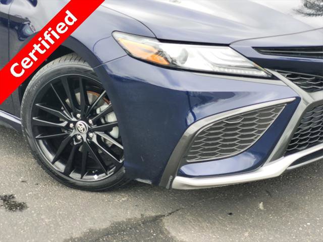 Used 2021 Toyota Camry XSE image 3