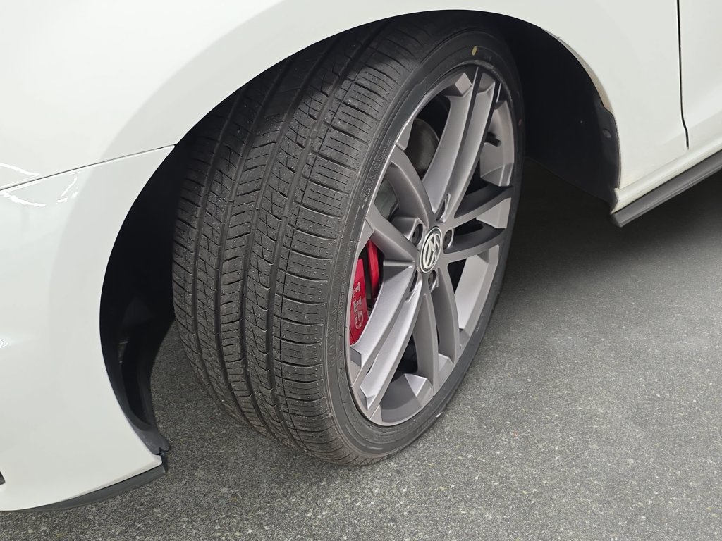 Used 2017 Volkswagen GTI Sport FWD image 29