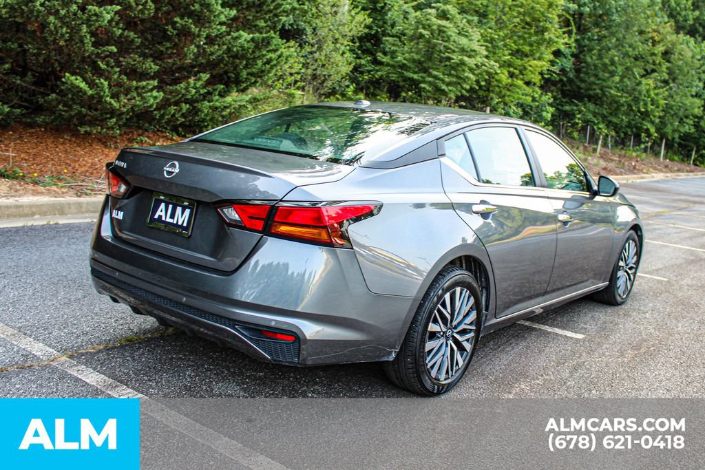 Used 2025 Nissan Altima 2.5 SV FWD image 6