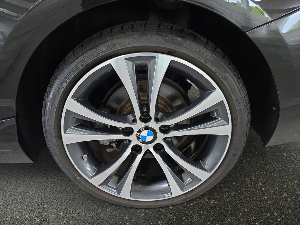 Used 2019 BMW 230i Convertible w/ Convenience Package RWD image 30