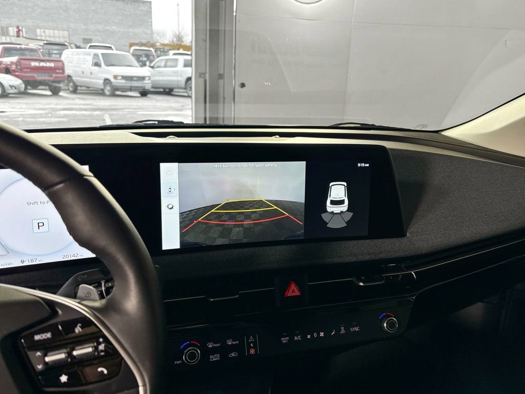 Certified 2024 Kia EV6 Light image 18