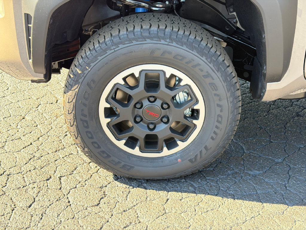 New 2026 Toyota Tacoma TRD Off-Road AWD/4WD image 13